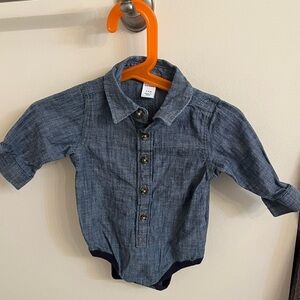 Old Navy Shambray baby button-down onesie